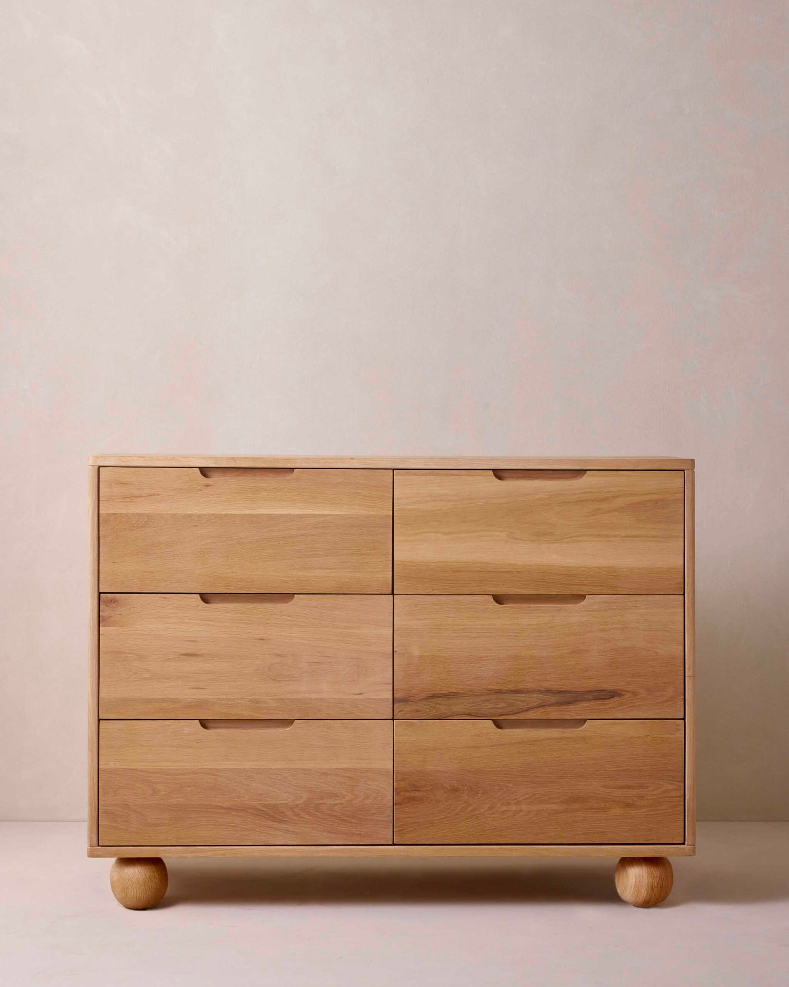 Tavi Chest of Drawers - Ball Feet