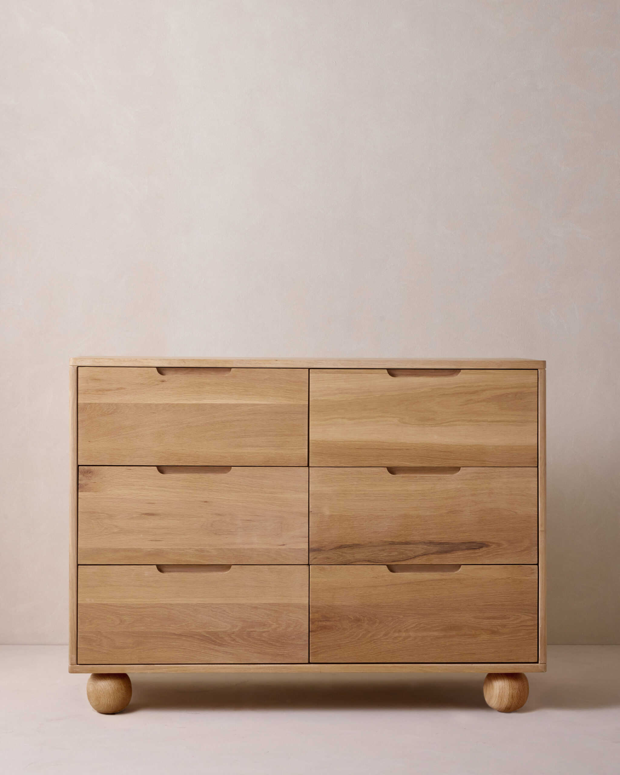 Tavi Chest of Drawers - Ball Feet