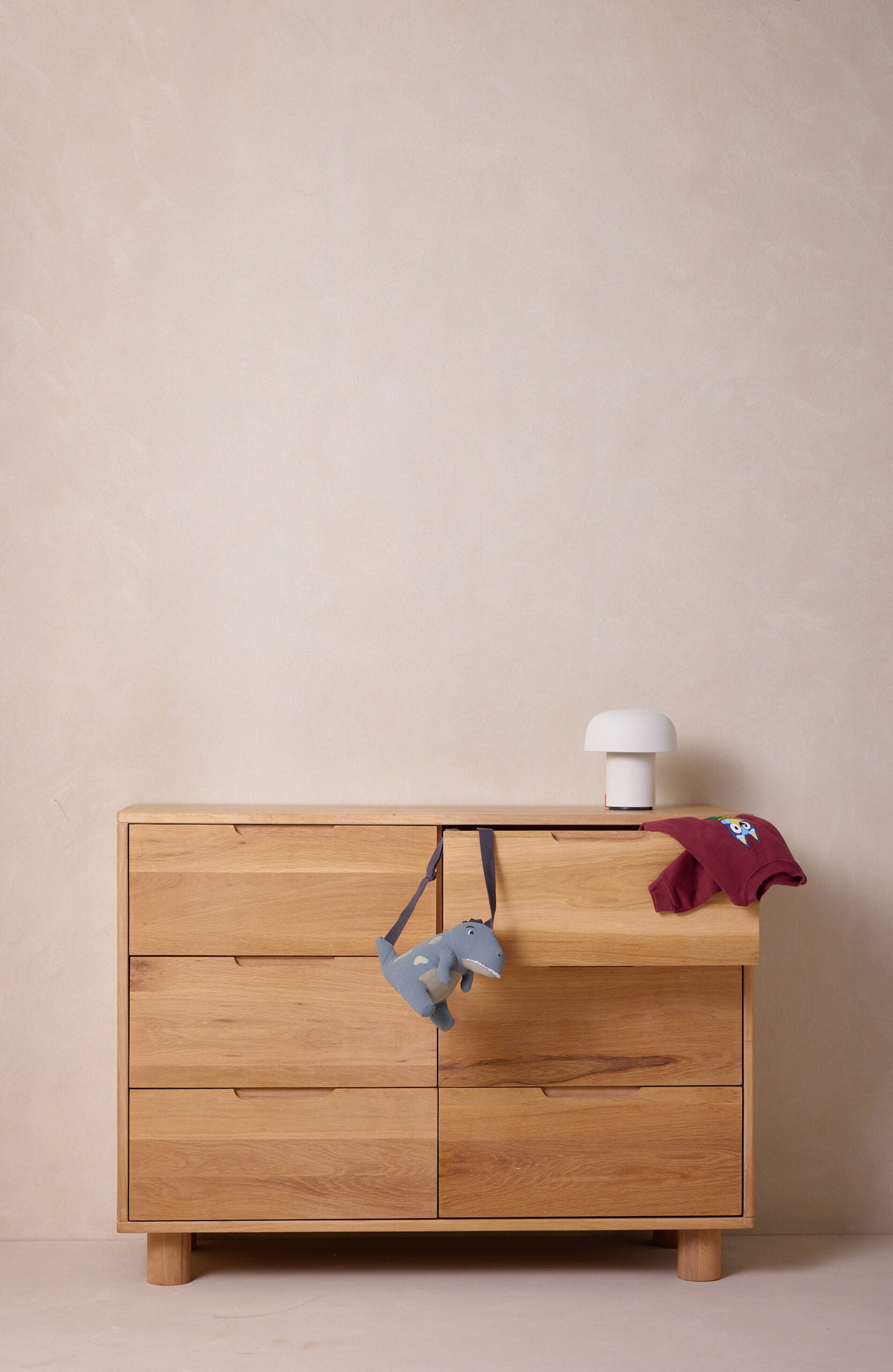 Tavi Chest of Drawers - Cylinder Feet