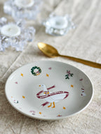 Mary Plate, Set of 4
