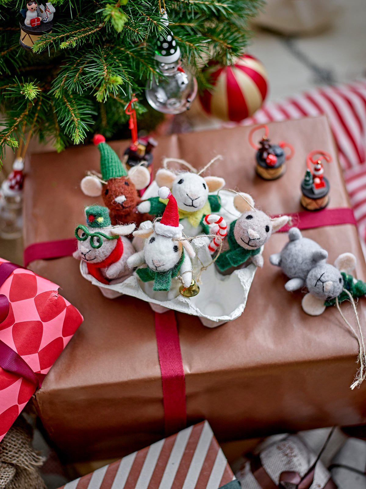Peo Ornament, Set of 6