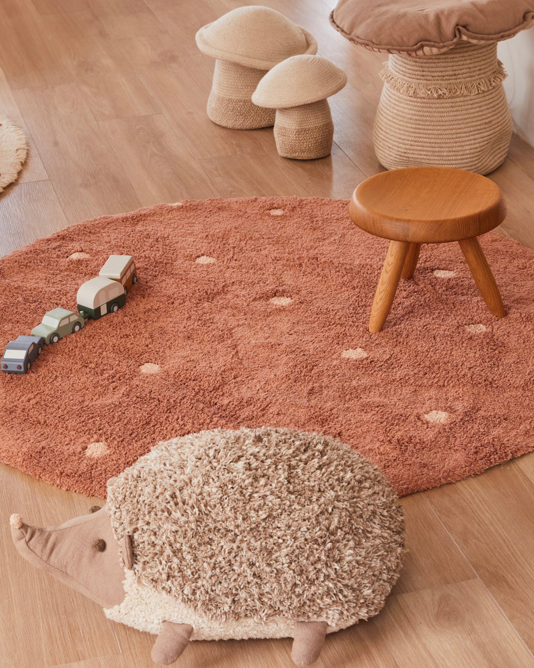 Washable Rug Round Dot Chestnut