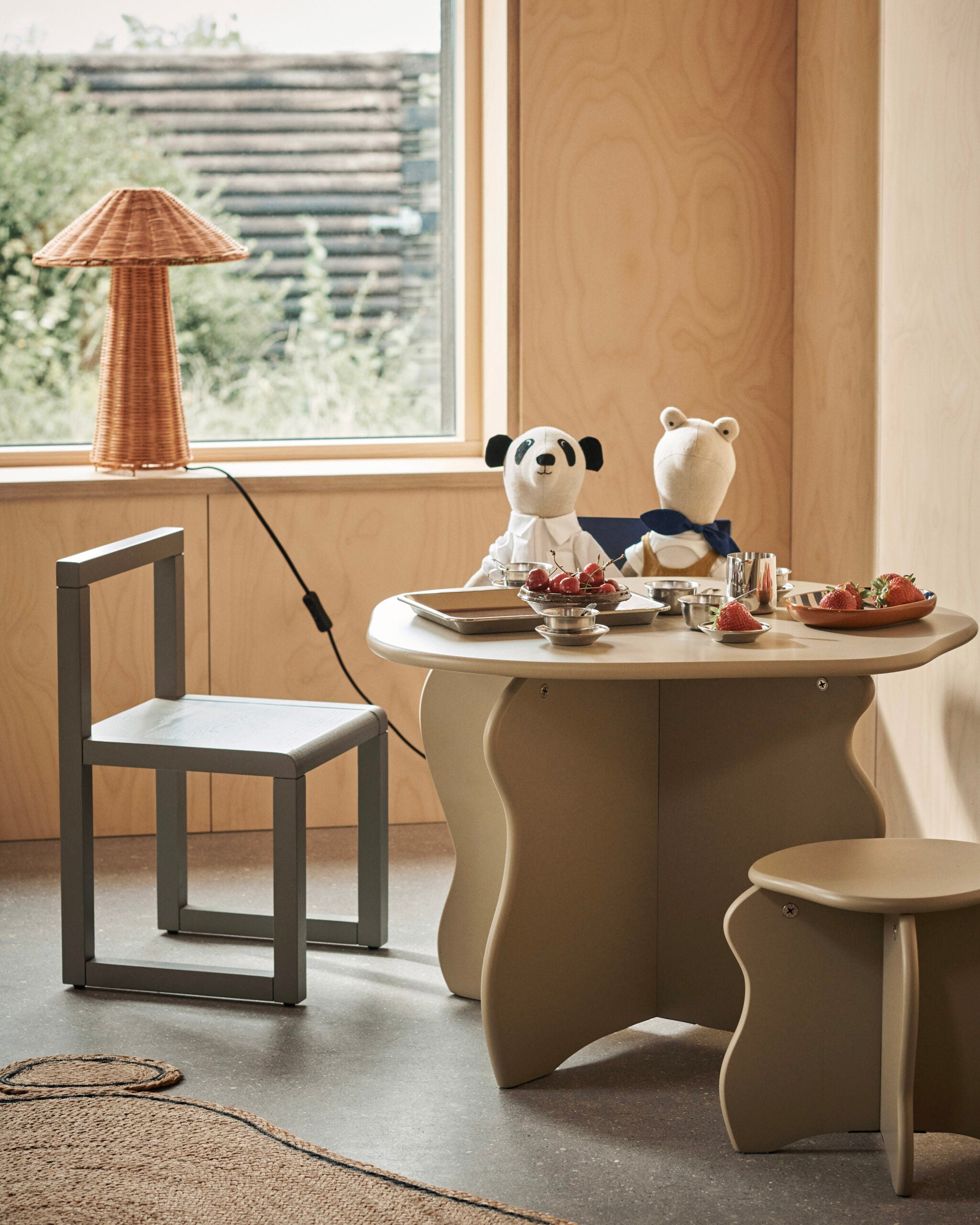 Dou Table Lamp