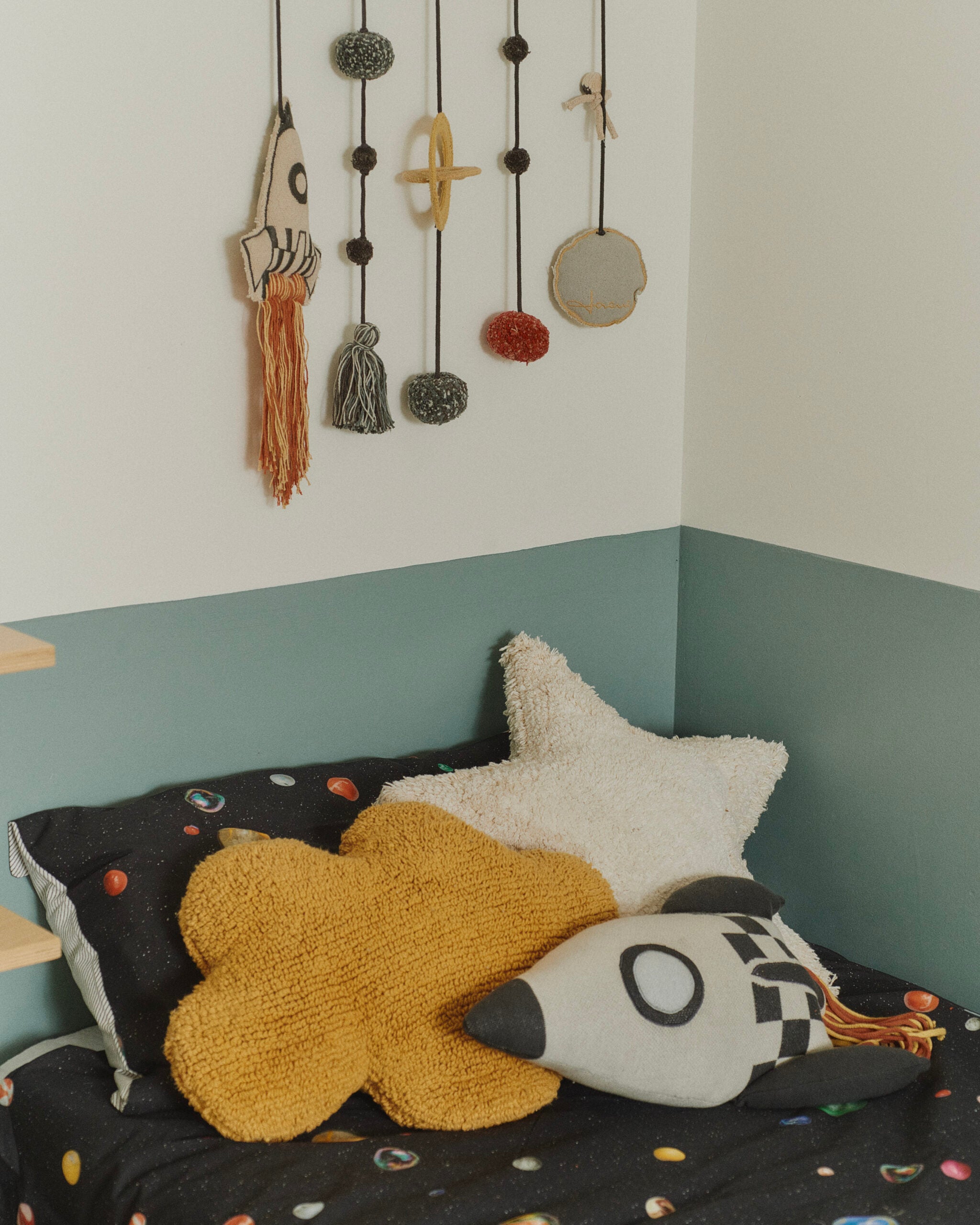 Knitted Cushion Rocket