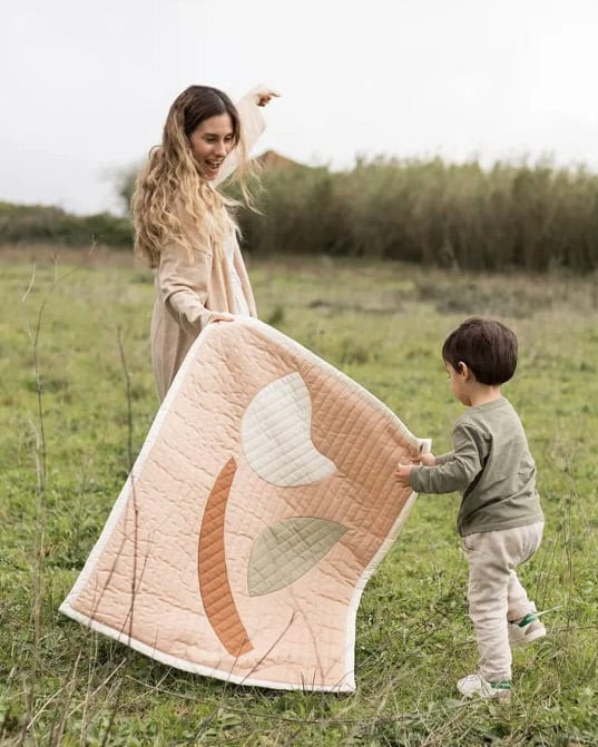 Tulip Quilted Blanket